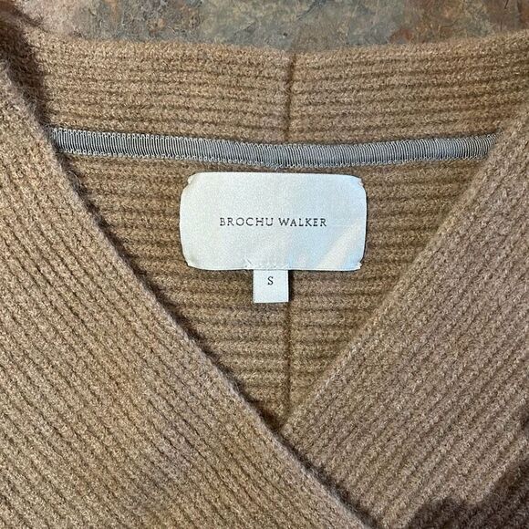 Brochu Walker The Hughes Wrap Front Sweater Camel Melange NWT Woman’s small - Picture 7 of 12